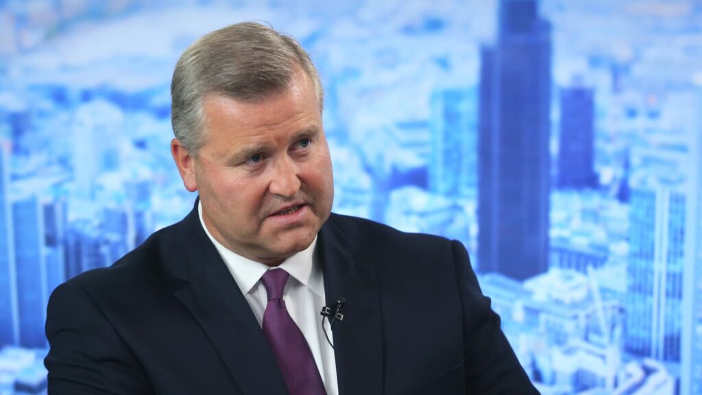 Ousted BP chair Albert Manifold rejects ‘lies’ over his conduct