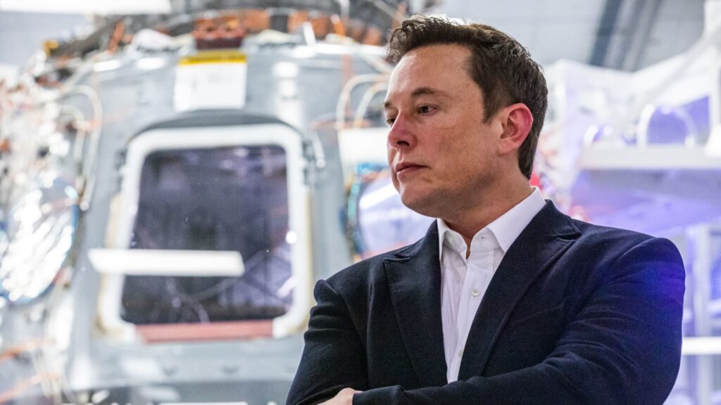 SpaceX targets fixed $135 IPO price for roadshow, source says