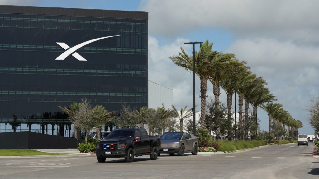 SpaceX hit with sell rating by CFRA shortly after IPO