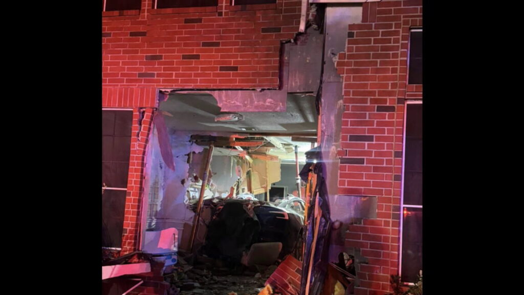 NHTSA investigating alleged Tesla Autopilot crash that killed woman in her home