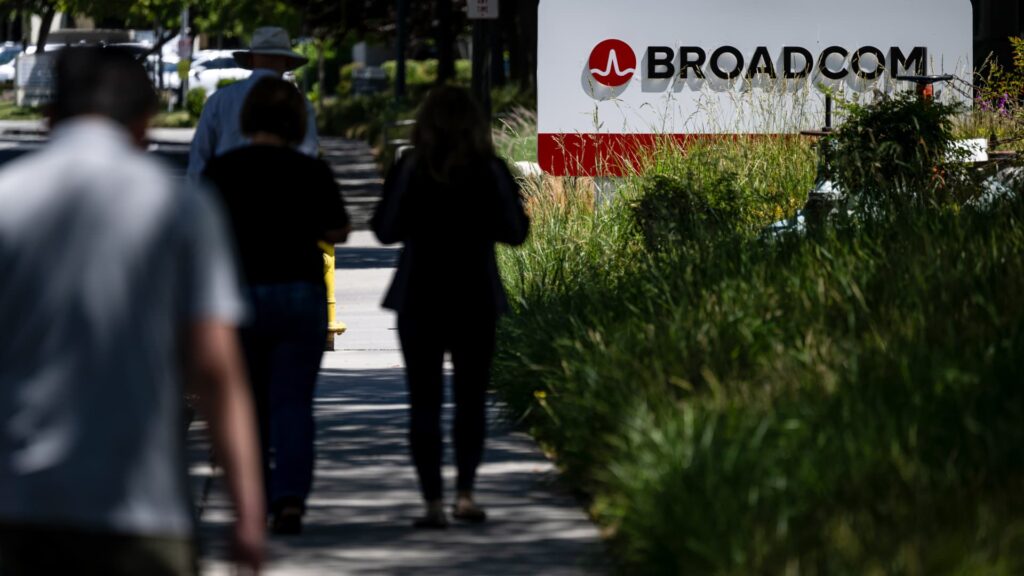 Top analysts back these 3 stocks for their long-term growth potential